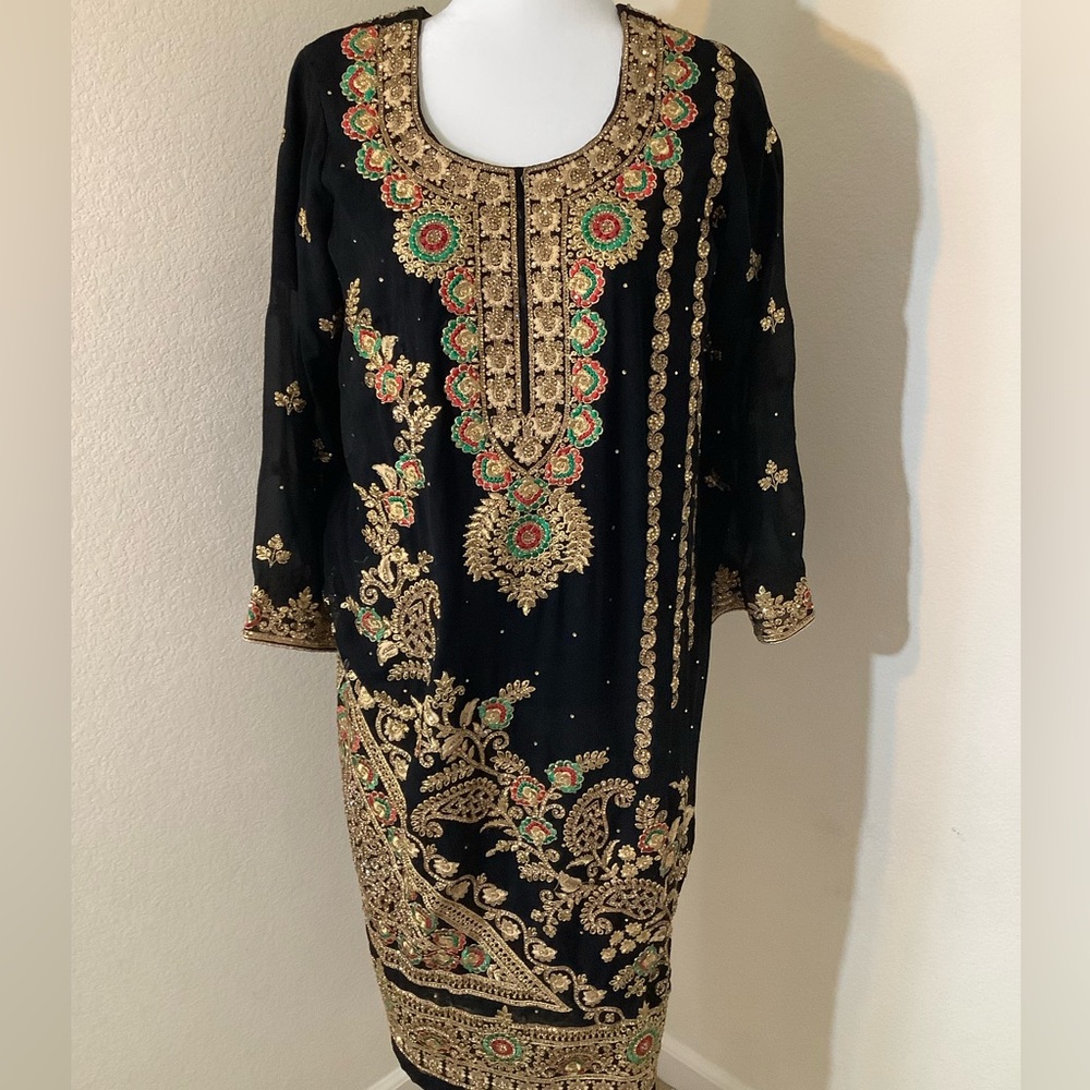 Decorated shalwar kameez